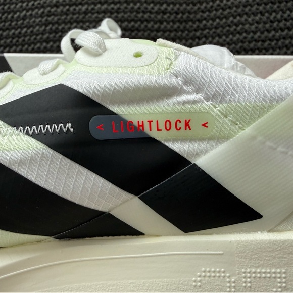 Adidas Adizero 9 US8 White and Black Running Shoes - Picture 5 of 8
